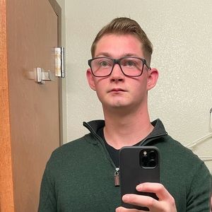 Meet your Posher, Nicholas